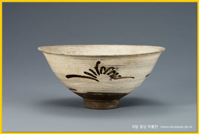 국립중앙박물관 영어로 소개하기 : 영어로 고려청자와 조선백자